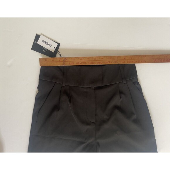New With Tag 4th & Reckless ELIANA HIGH WAIST SHORTS IN BLACK - Picture 2 of 8
